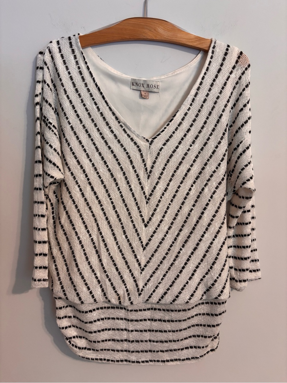 Knox Rose Soft V-neck Sweater